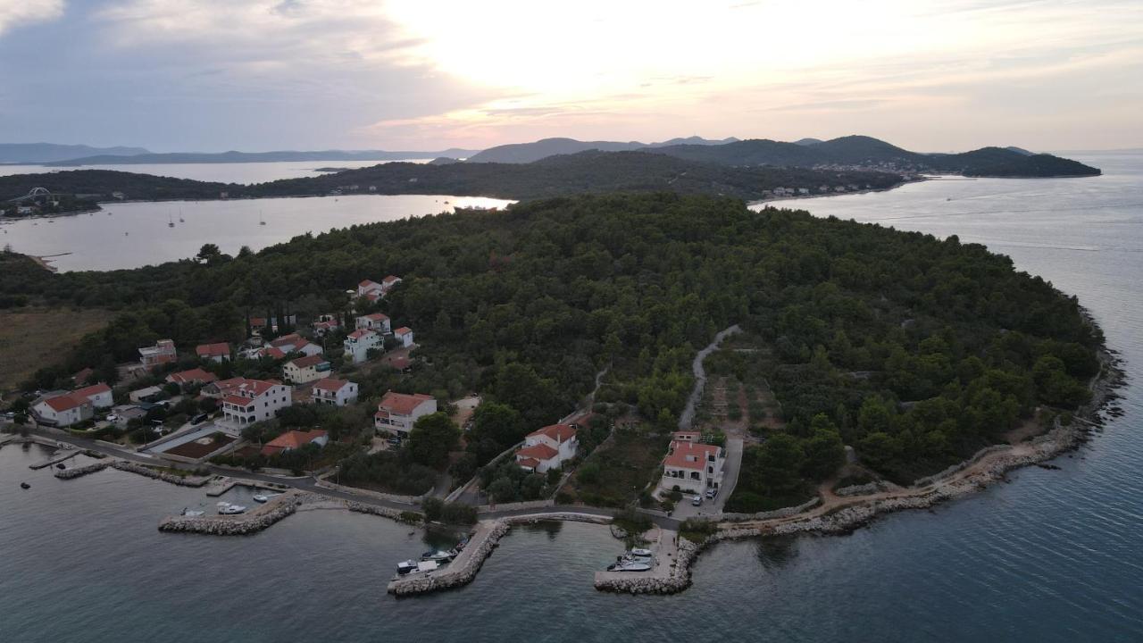 Goga Villa Zdrelac Exterior photo